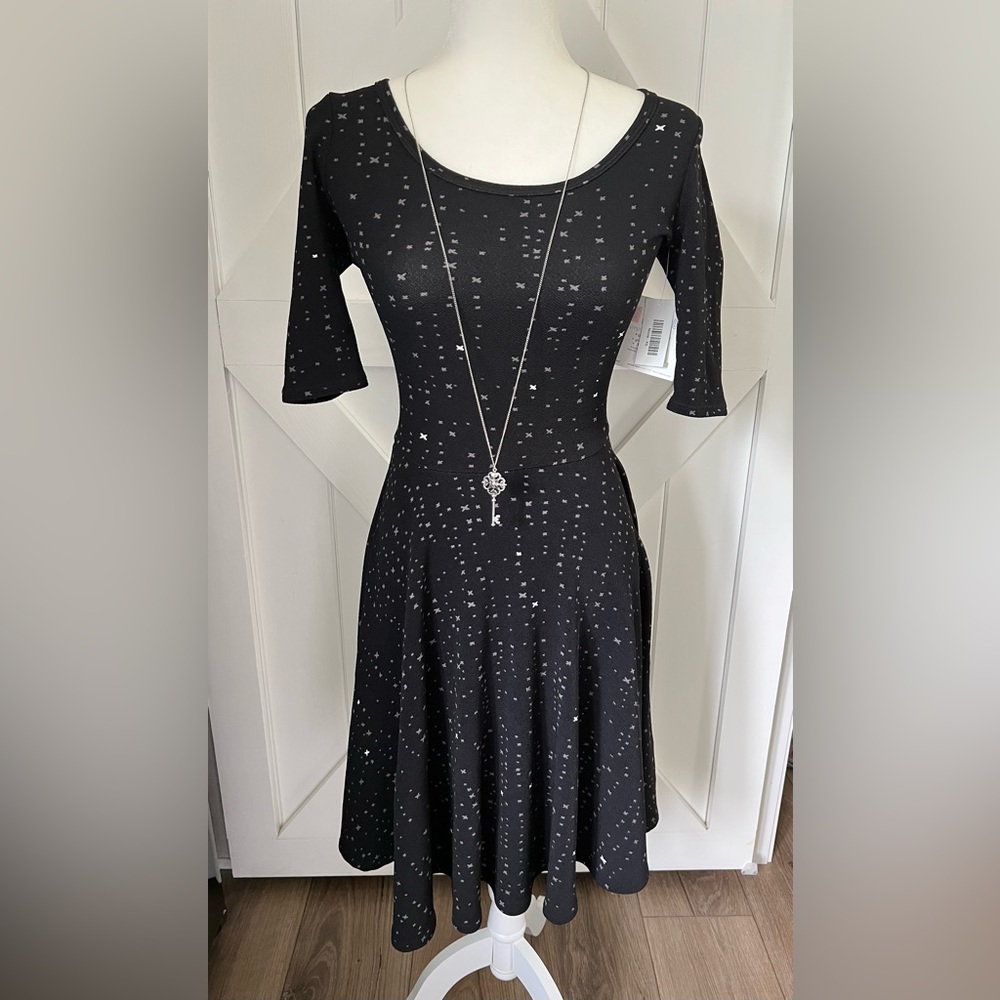 NWT LuLaRoe Nicole Dress…Size XS